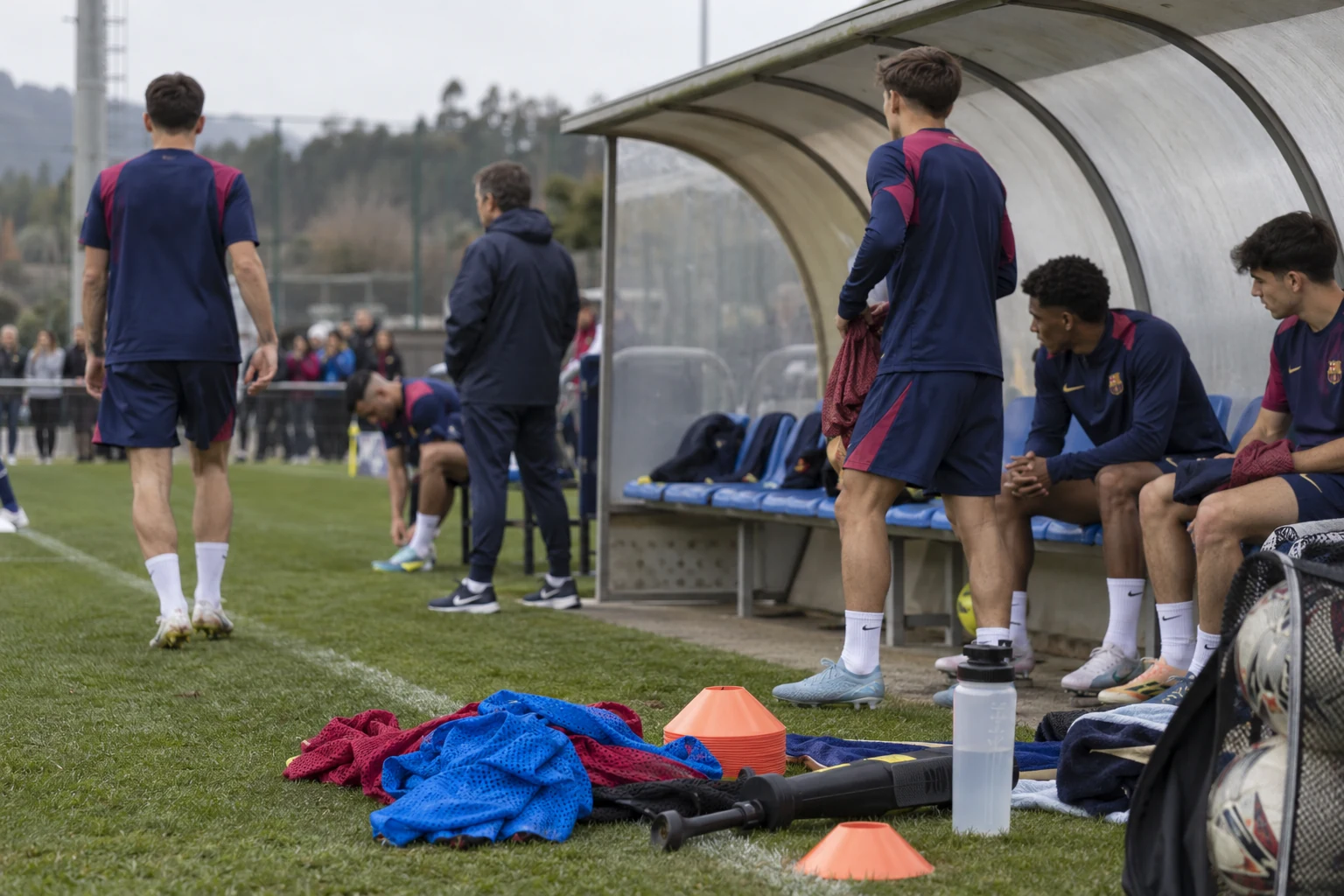 Kounde och Cancelo tillbaka i Barcelonas träning