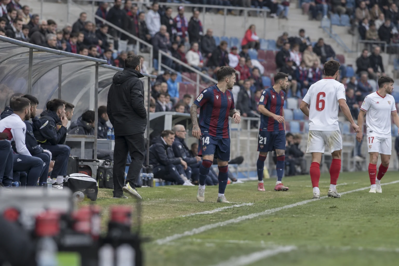 Levante och Sevilla delade poängen efter 3-3